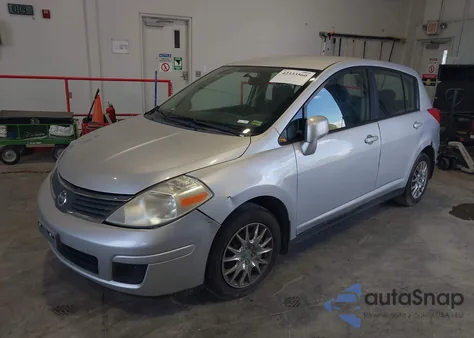2008 Nissan Versa 1.8S z USA, uszkodzony, nr VIN 3N1BC13E68L395932